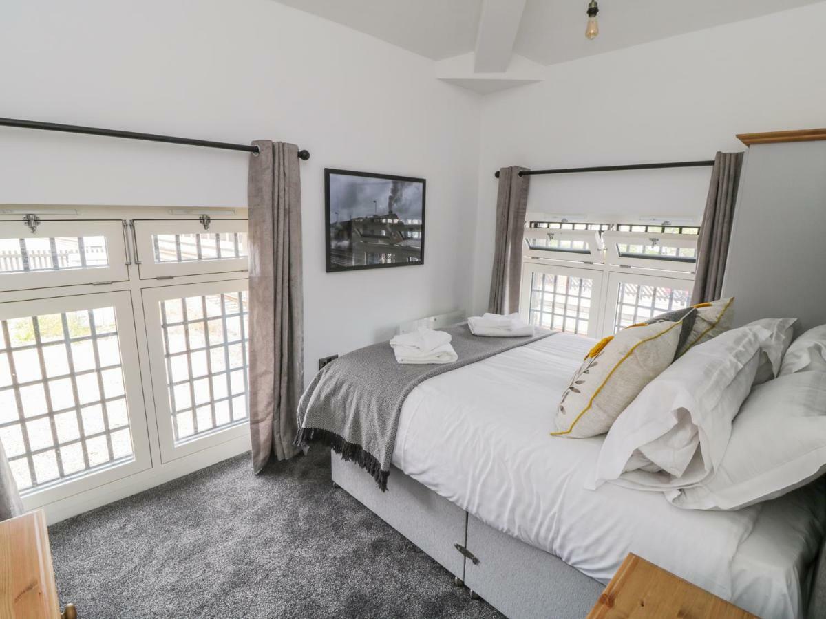 Evening Star Engine Shed Apartment Whitby Bagian luar foto