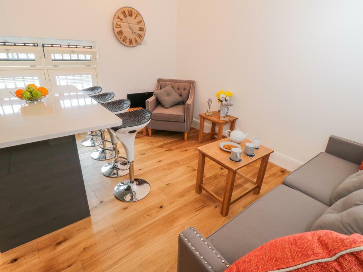 Evening Star Engine Shed Apartment Whitby Bagian luar foto