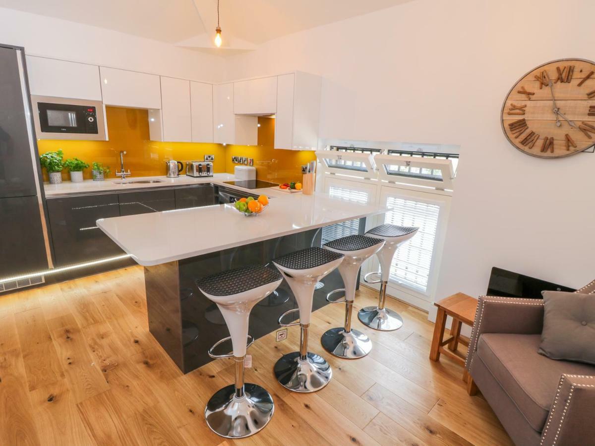 Evening Star Engine Shed Apartment Whitby Bagian luar foto